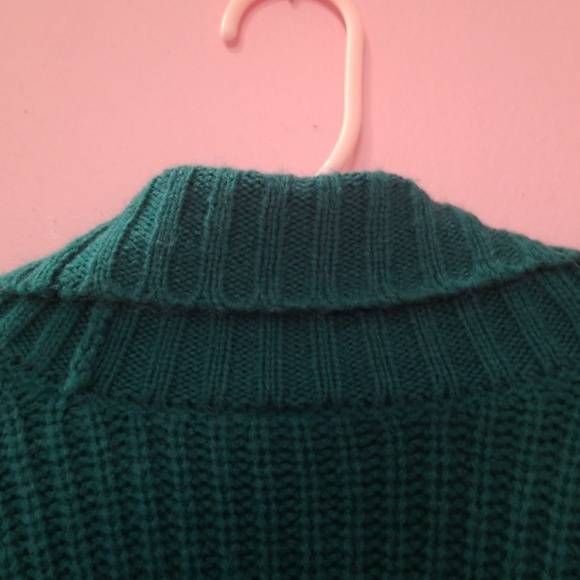 Turquoise sweater long sleeved - Picture 3 of 3